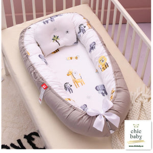 Transform Your Baby's Sleep Experience with Our Removable and Washable Bed Crib